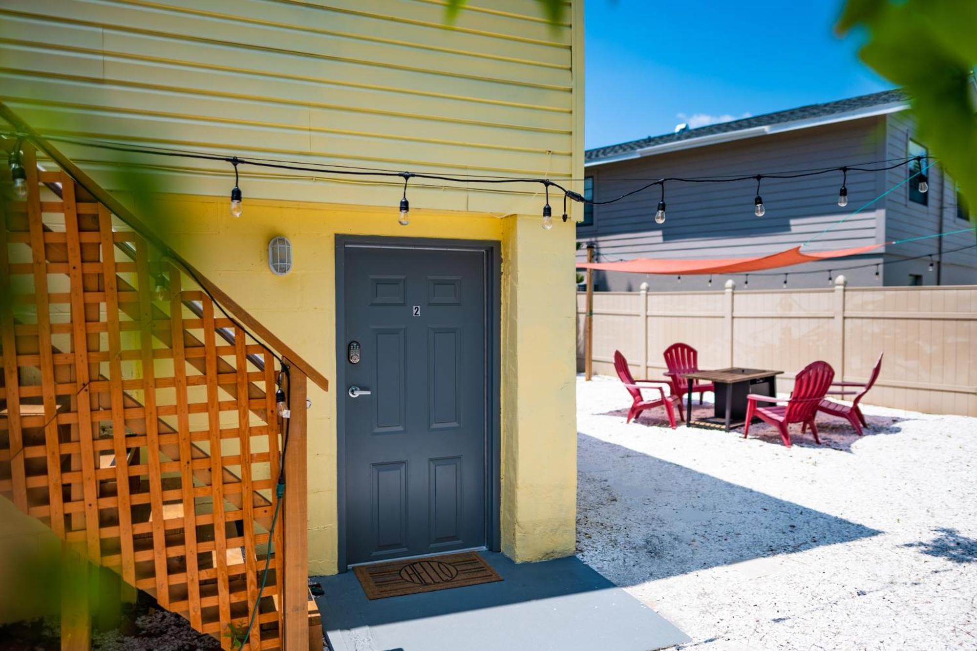 Contemporary - King Bed - 5min Walk To Clearwater Beach