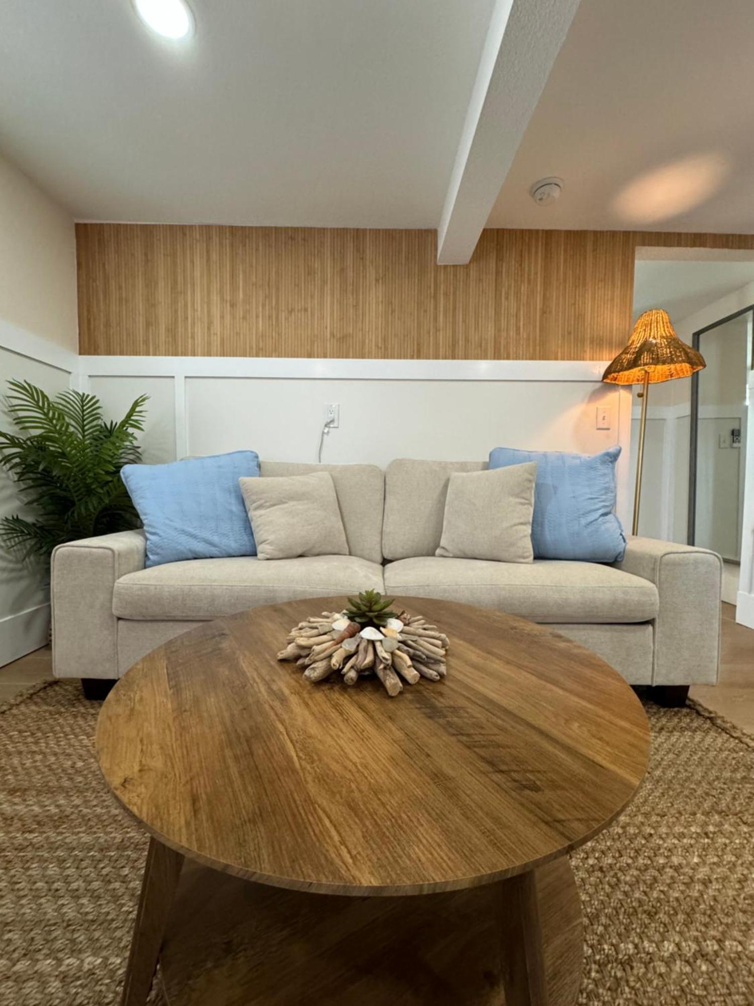 Contemporary - King Bed - 5min Walk To